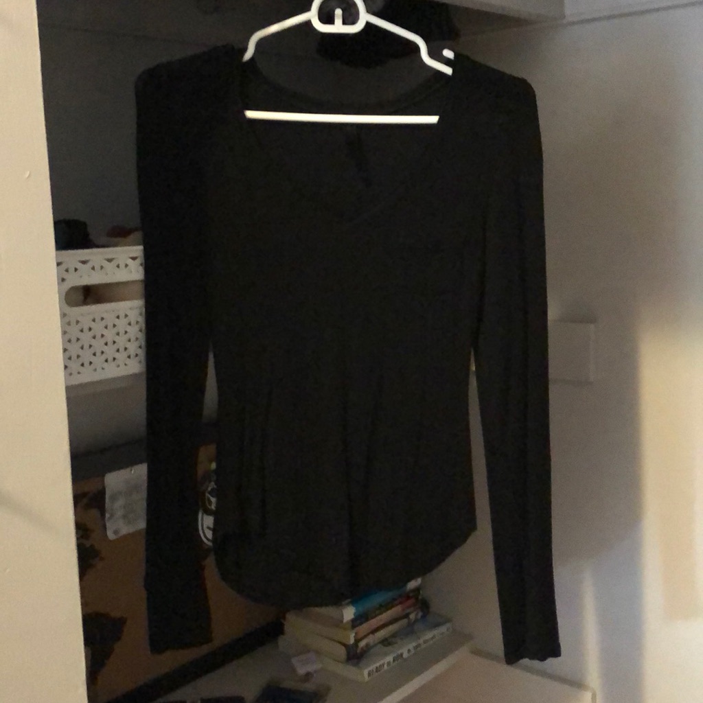 Long Sleeve Black Pocket T
